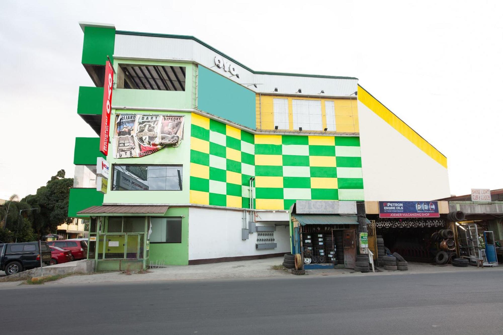 Oyo 473 Ranchotel Drive-In Binan Eksteriør bilde